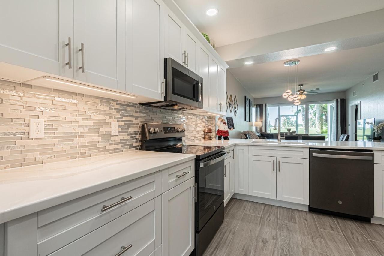 Greenlinks At Lely Luxury White Orchid Fully Renovated Modern 1St Floor 3Bdr Golf Resort Villa North North Naples Esterno foto